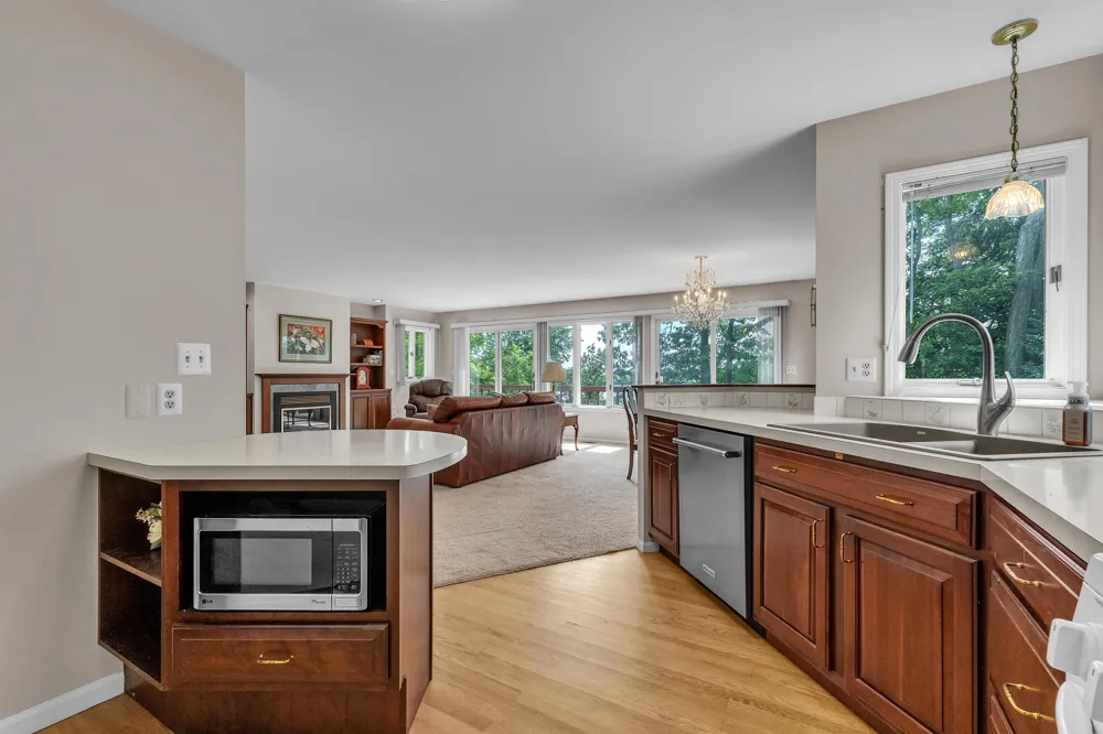 1092 Grove Road Ypsilanti, MI 48198