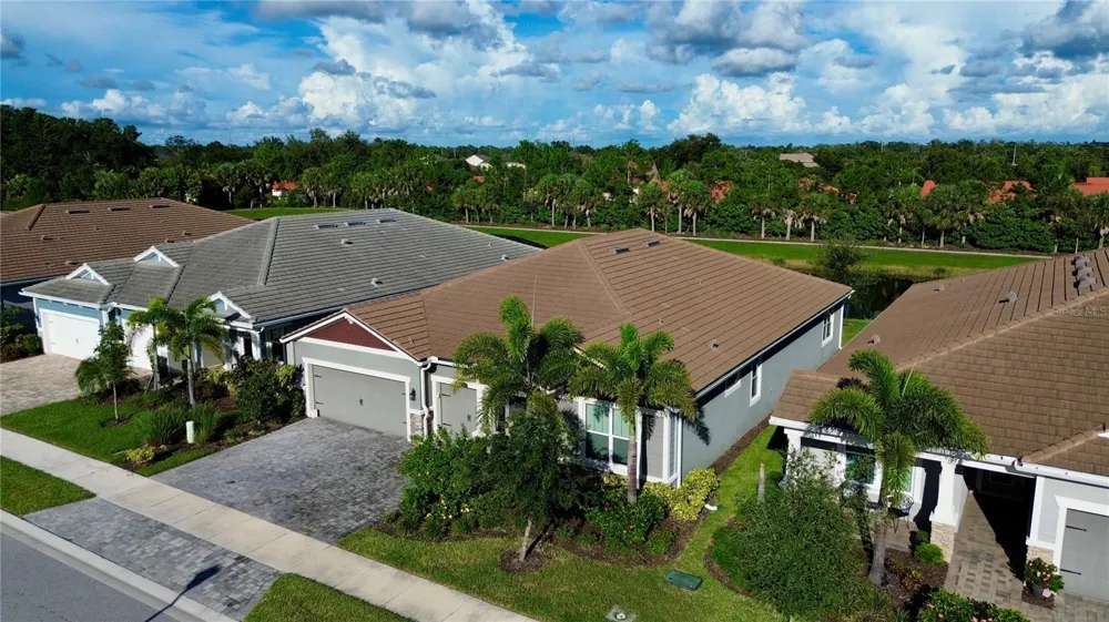 5769 LONG SHORE LOOP Sarasota, FL 34238