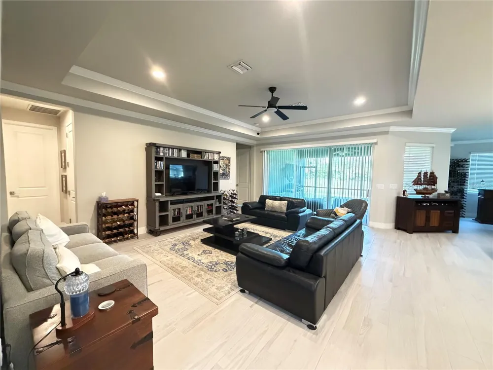 5769 LONG SHORE LOOP Sarasota, FL 34238