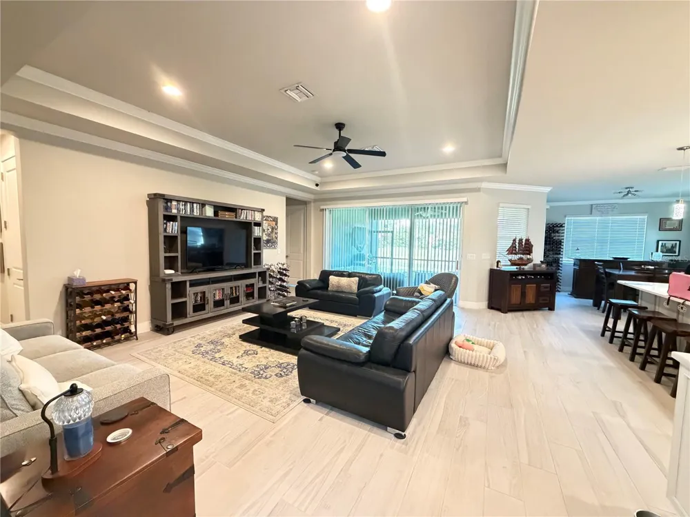 5769 LONG SHORE LOOP Sarasota, FL 34238