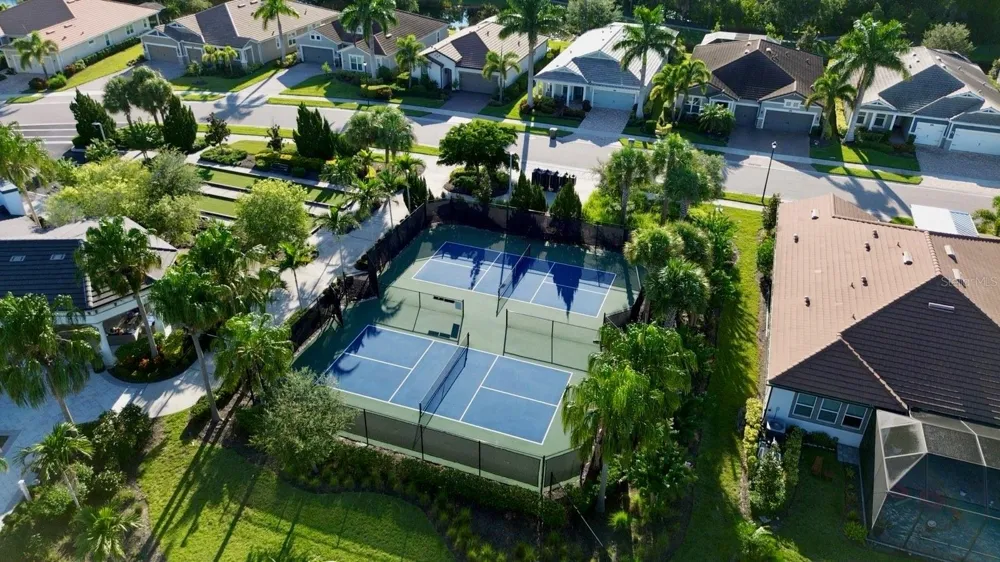 5769 LONG SHORE LOOP Sarasota, FL 34238