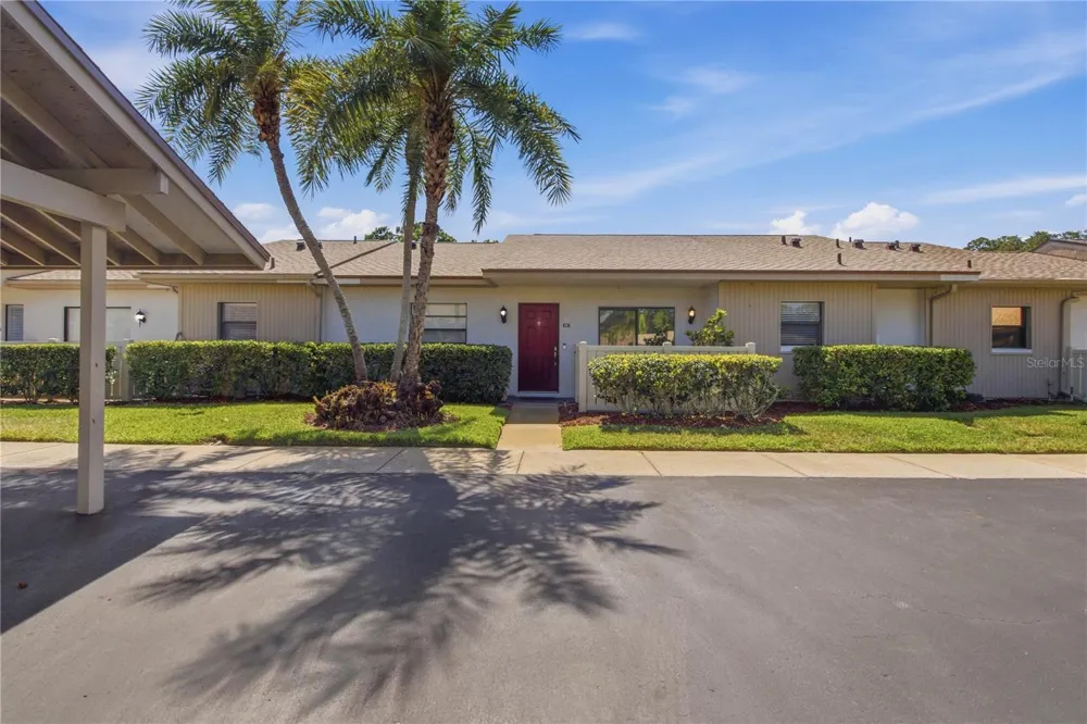 260 MICHAELS CIRCLE Oldsmar, FL 34677