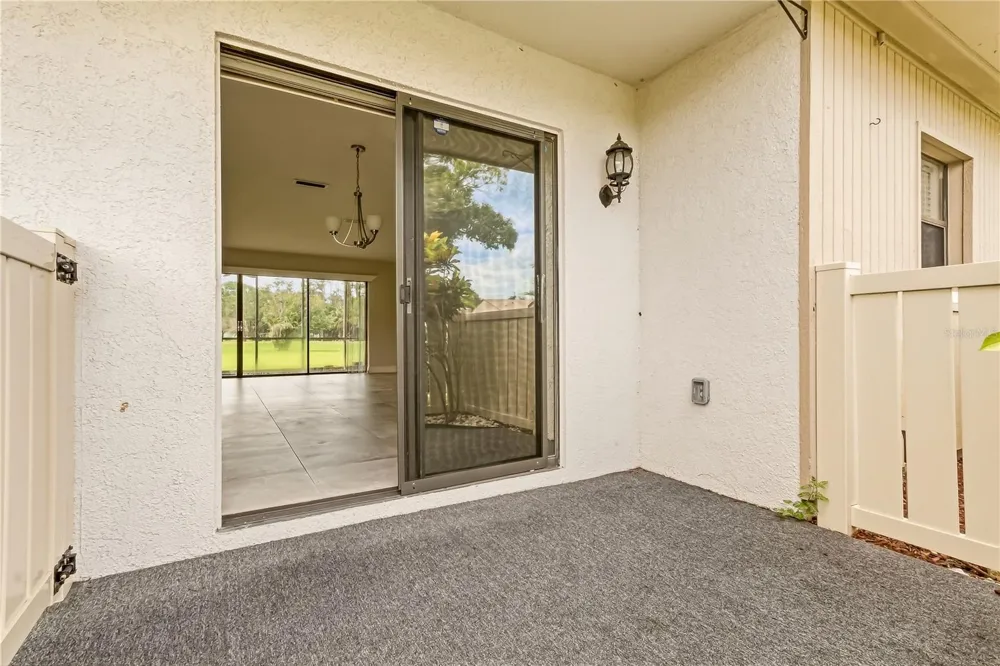 260 MICHAELS CIRCLE Oldsmar, FL 34677