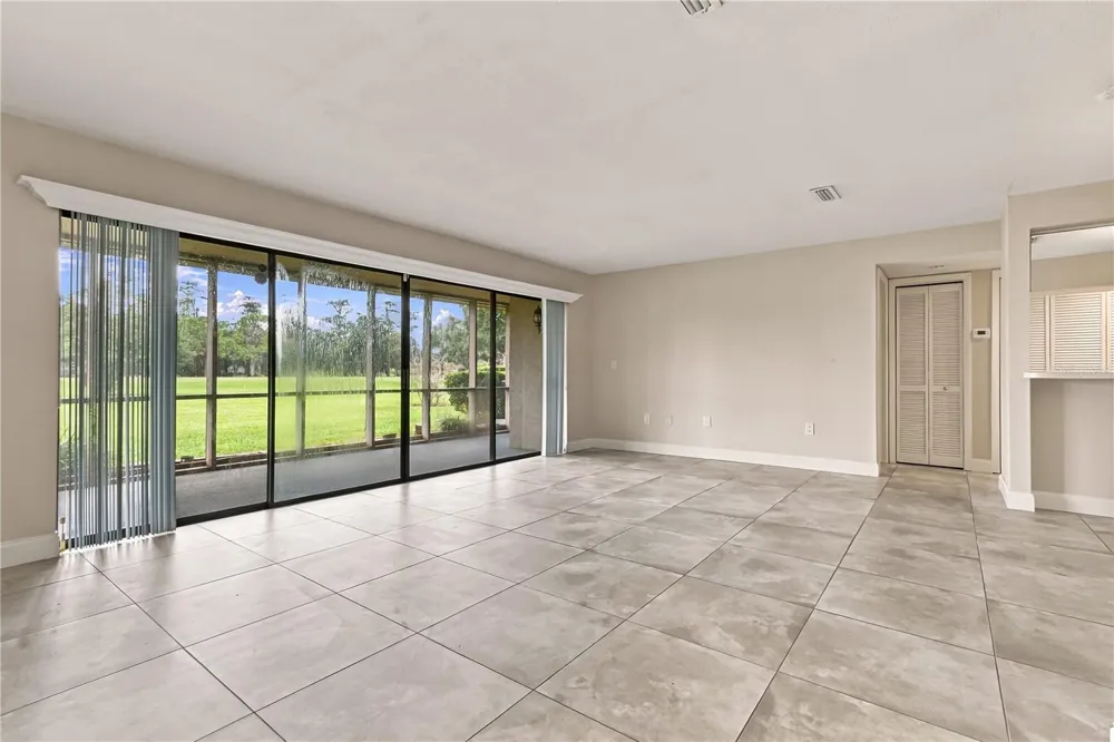 260 MICHAELS CIRCLE Oldsmar, FL 34677