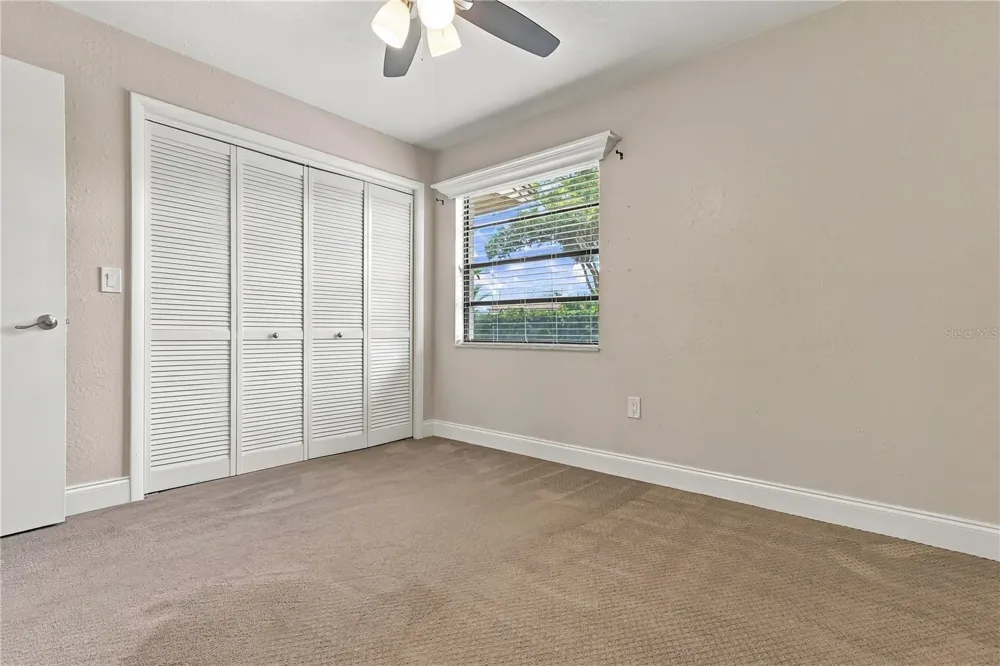 260 MICHAELS CIRCLE Oldsmar, FL 34677