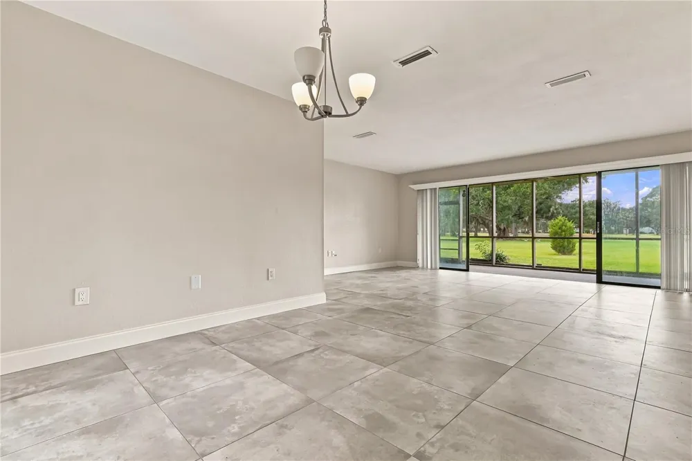 260 MICHAELS CIRCLE Oldsmar, FL 34677