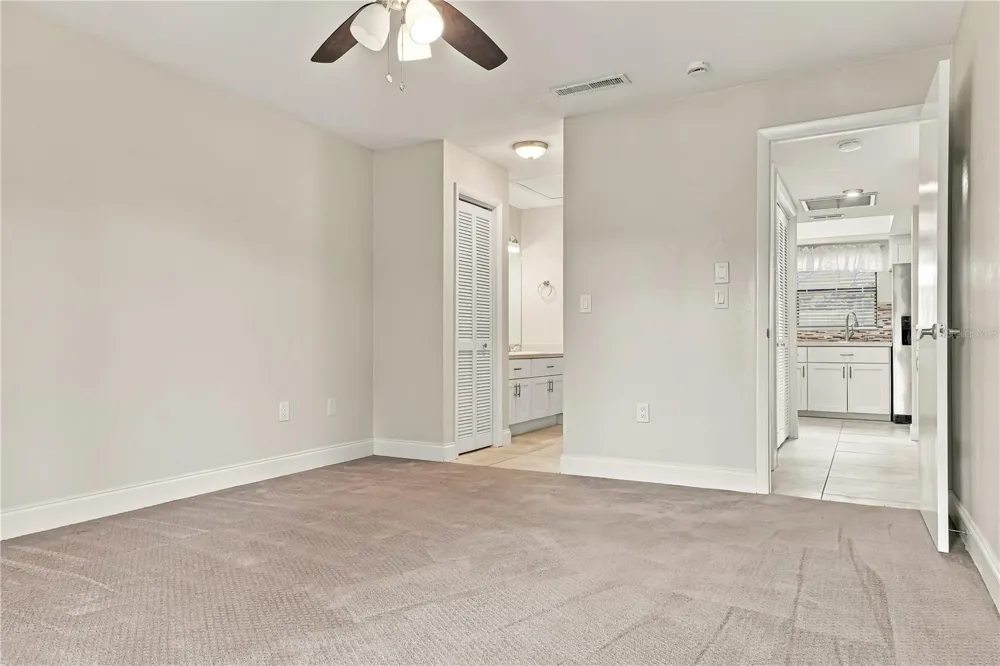 260 MICHAELS CIRCLE Oldsmar, FL 34677