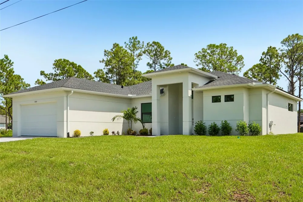 1016 STATE AVENUE Lehigh Acres, FL 33972