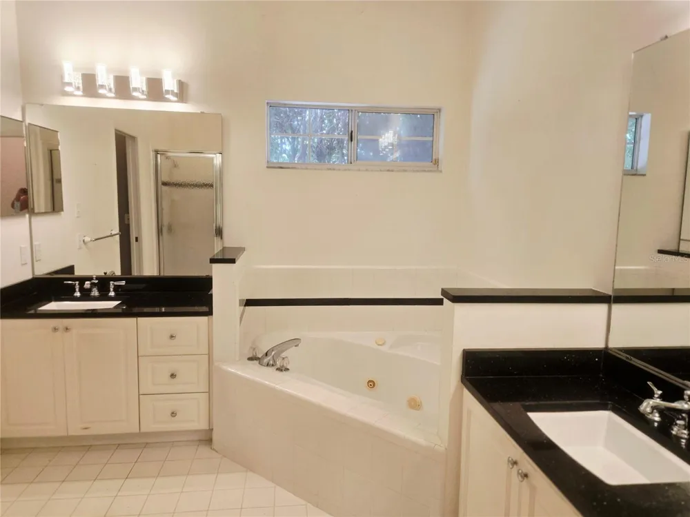 4919 NW 71ST PLACE Gainesville, FL 32653