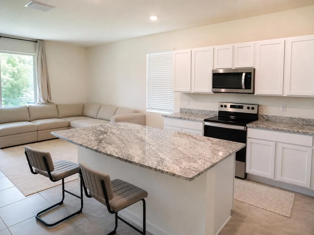 9252 ROCK HARBOUR WAY Tampa, FL 33637