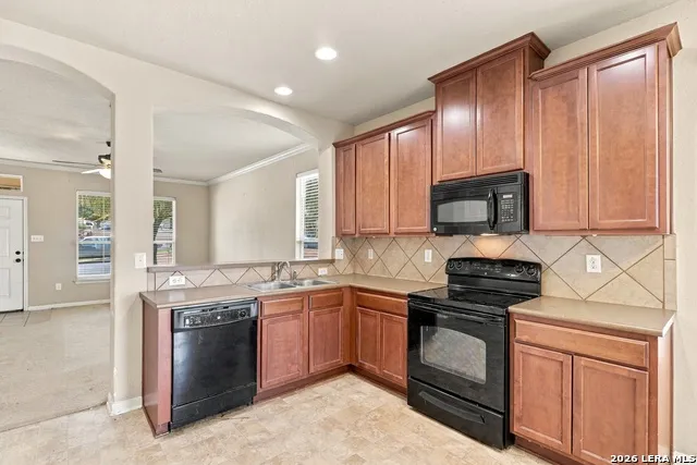 5307 CARAWAY BND Leon Valley, TX 78238
