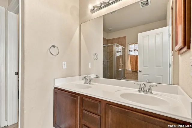 5307 CARAWAY BND Leon Valley, TX 78238