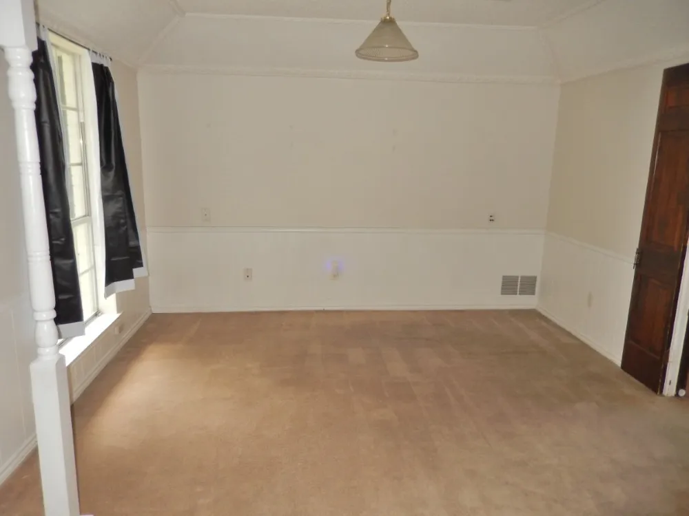 9023 Glen Springs Circle Dallas, TX 75243