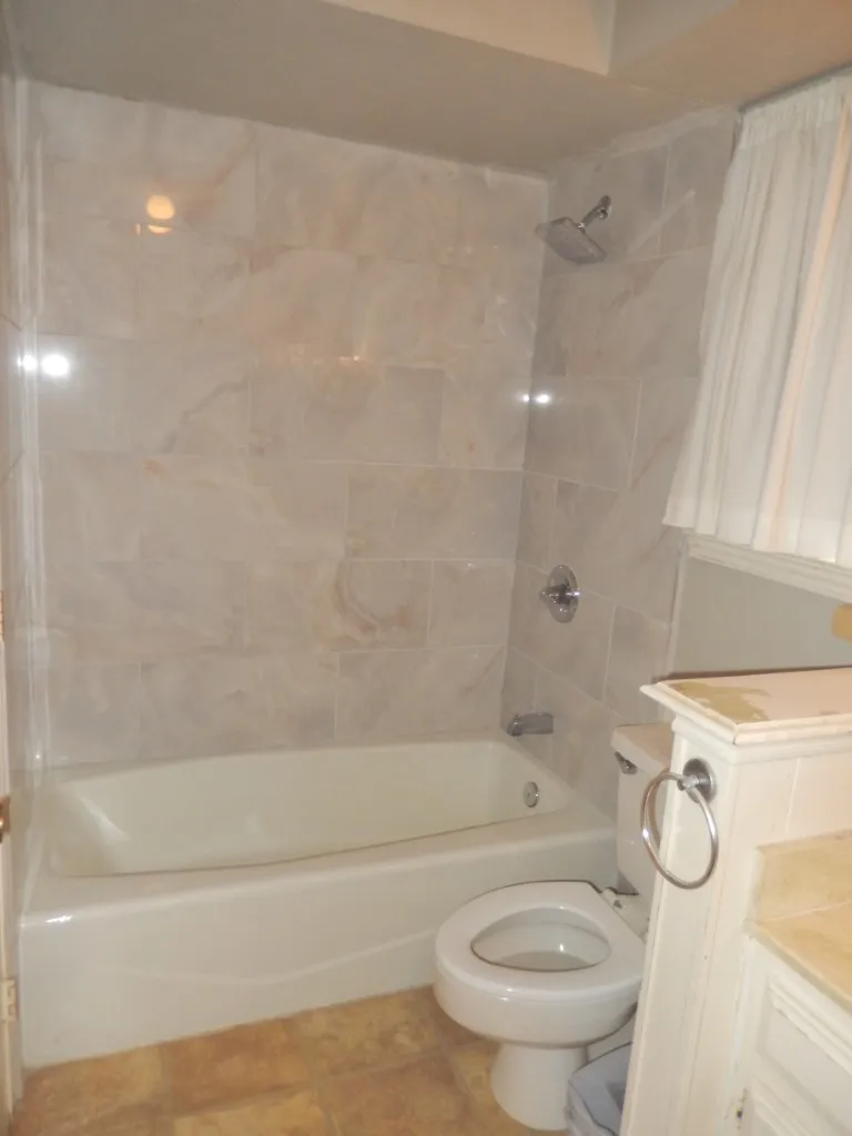 9023 Glen Springs Circle Dallas, TX 75243