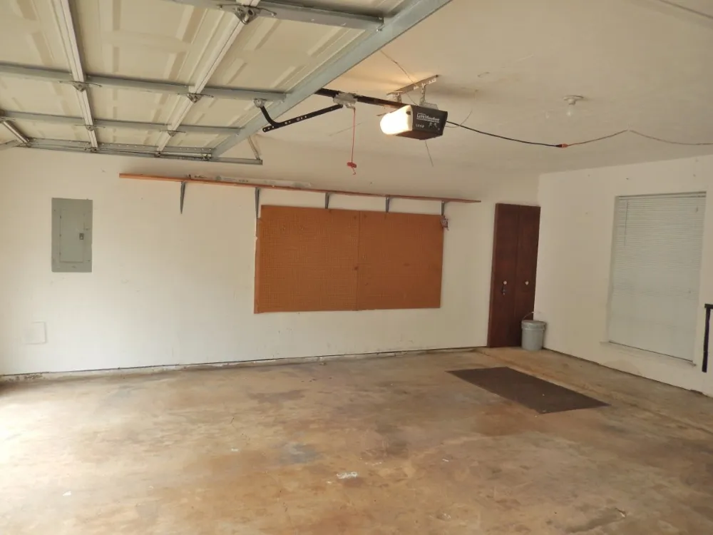 9023 Glen Springs Circle Dallas, TX 75243