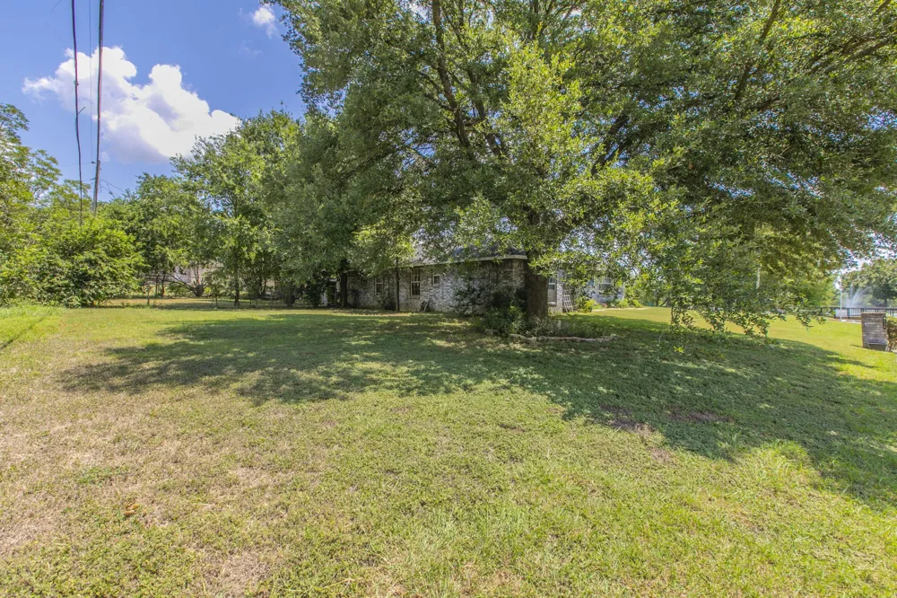 1936 Post Oak Drive Waco, TX 76705