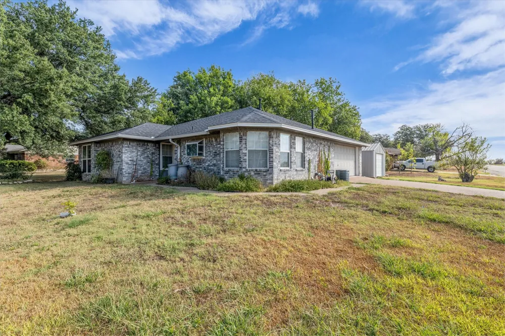 1936 Post Oak Drive Waco, TX 76705
