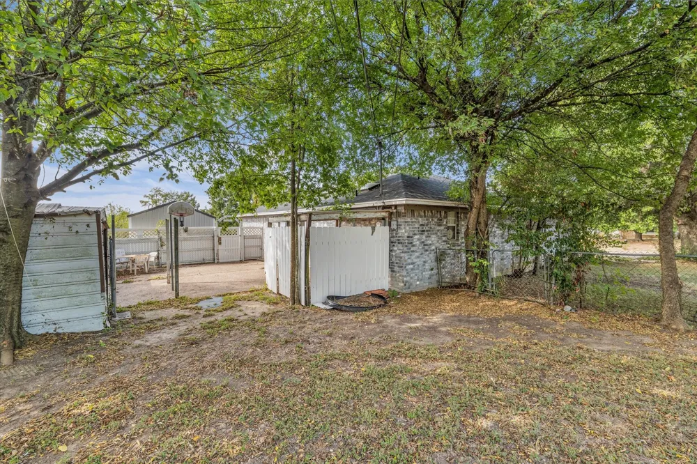 1936 Post Oak Drive Waco, TX 76705