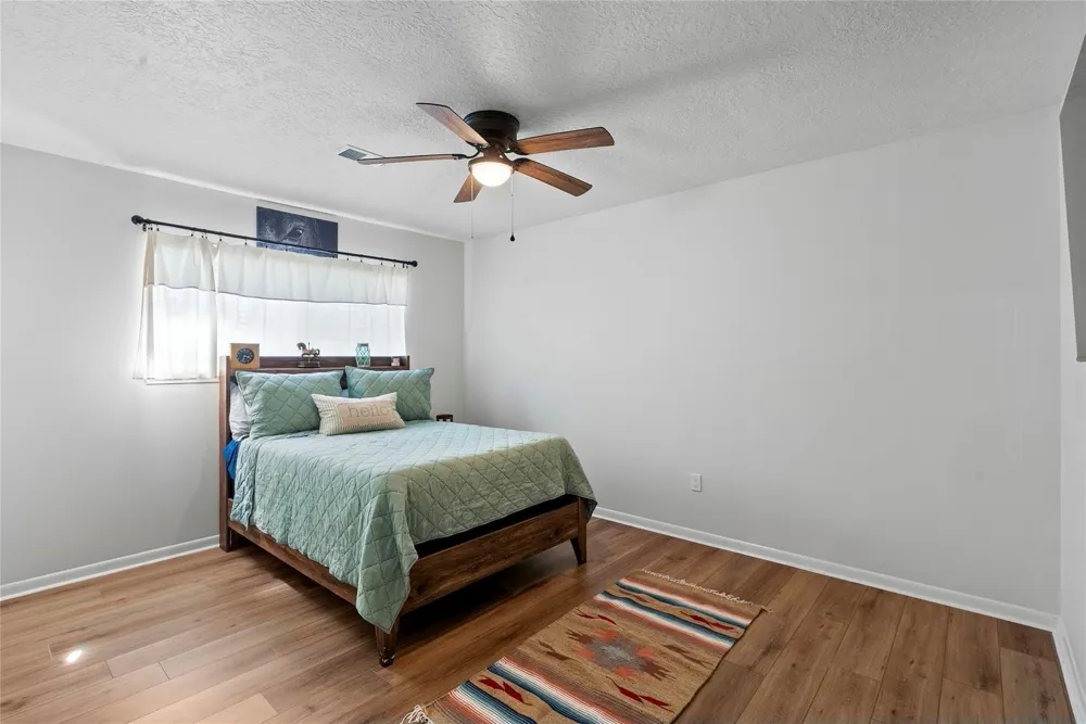 2205 Buchanan Drive Baytown, TX 77520