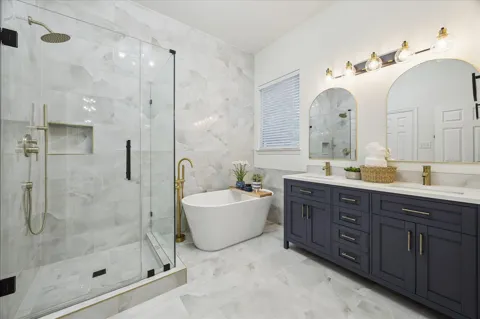 12306 W Elizabeth Shore Loop