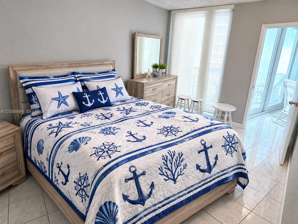 5401 Collins Ave #826 Miami Beach, FL 33140