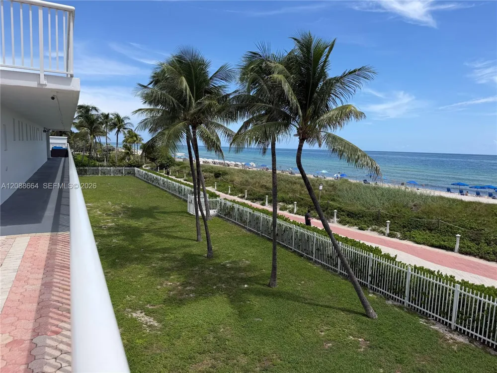 5401 Collins Ave #826 Miami Beach, FL 33140