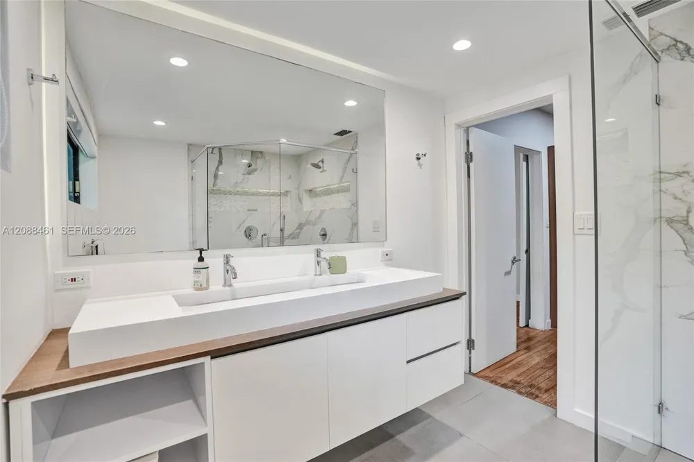 1064 NE 97th St Miami Shores, FL 33138