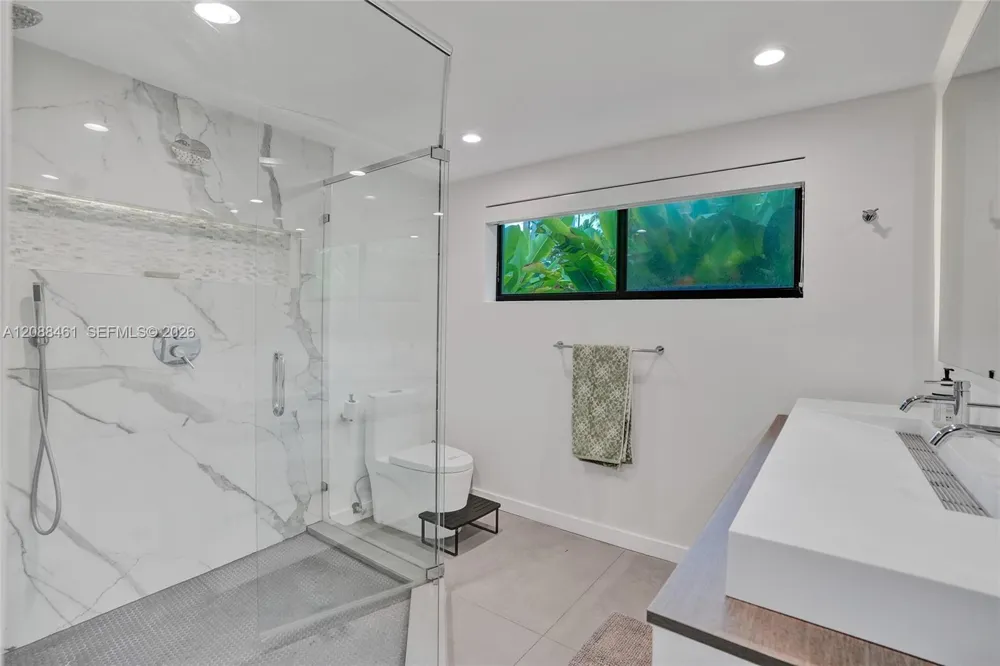 1064 NE 97th St Miami Shores, FL 33138