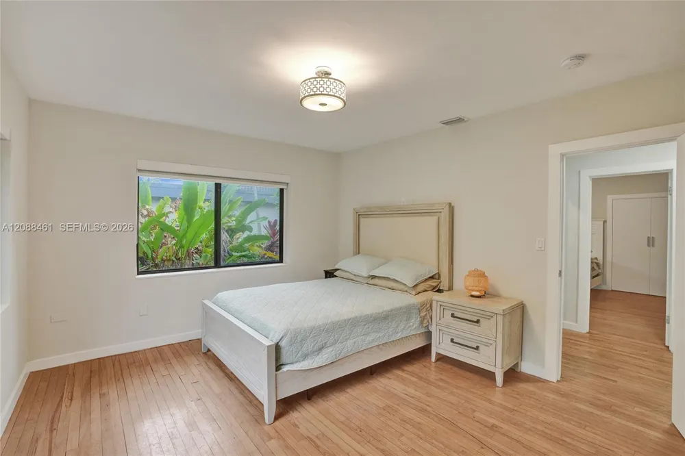 1064 NE 97th St Miami Shores, FL 33138