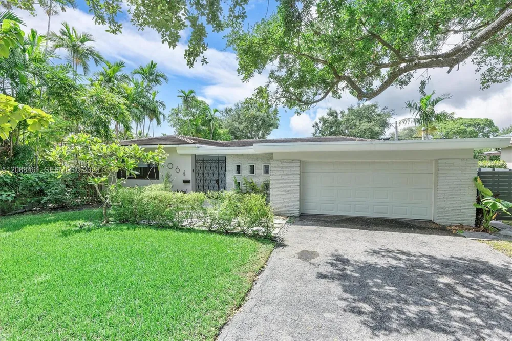 1064 NE 97th St Miami Shores, FL 33138
