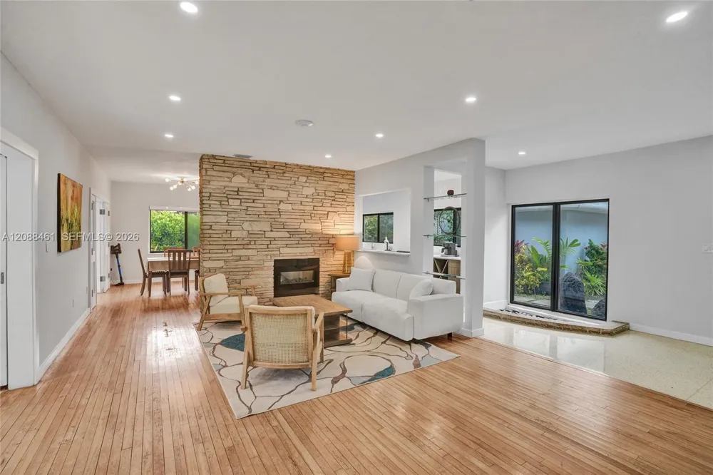 1064 NE 97th St Miami Shores, FL 33138