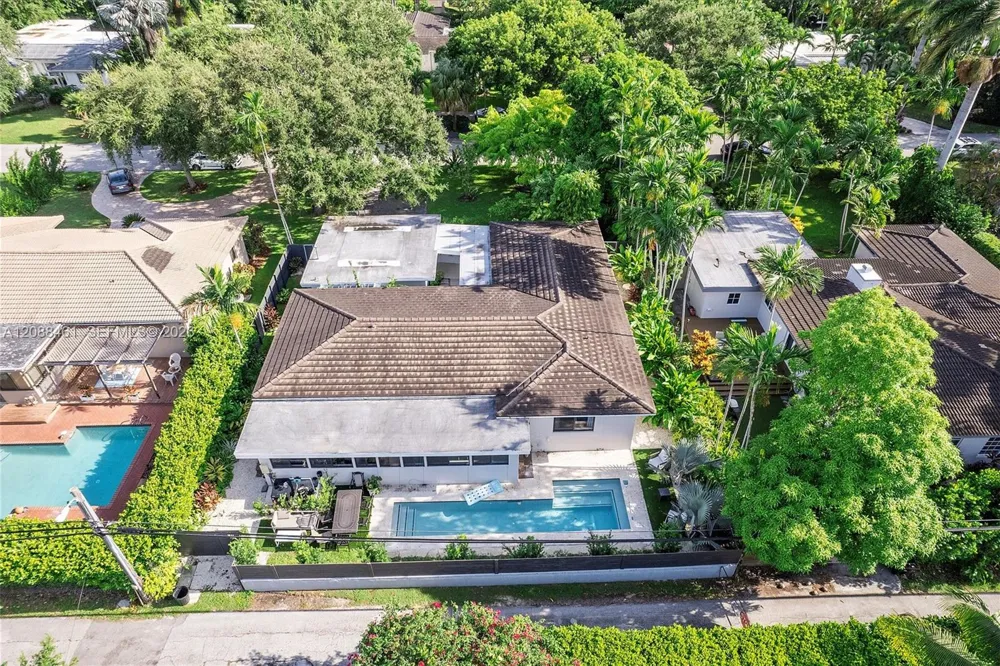 1064 NE 97th St Miami Shores, FL 33138