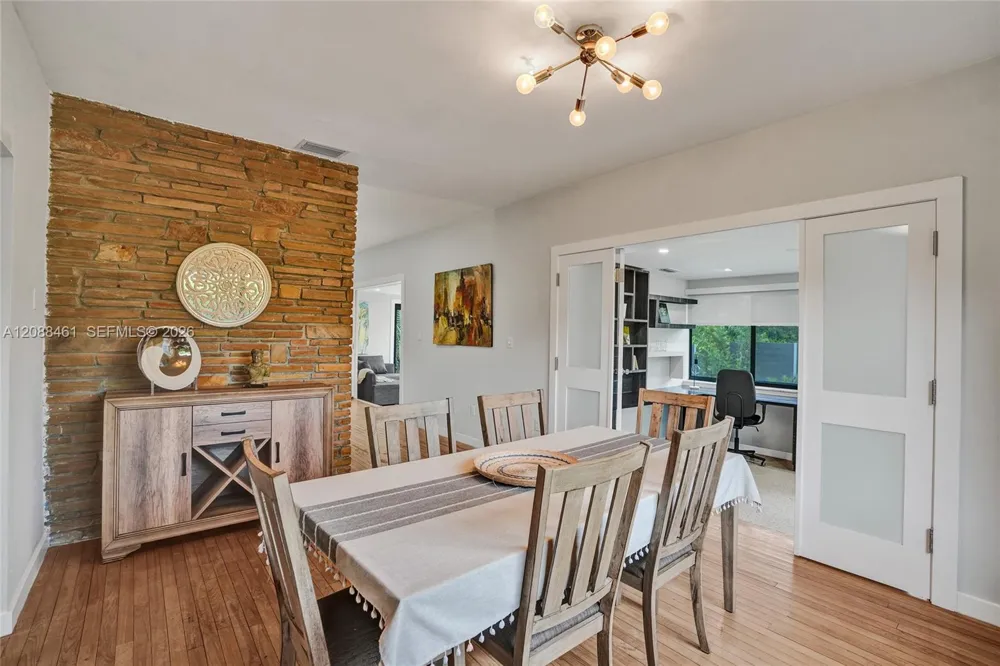 1064 NE 97th St Miami Shores, FL 33138