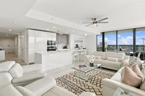 730 Ocean Blvd #601