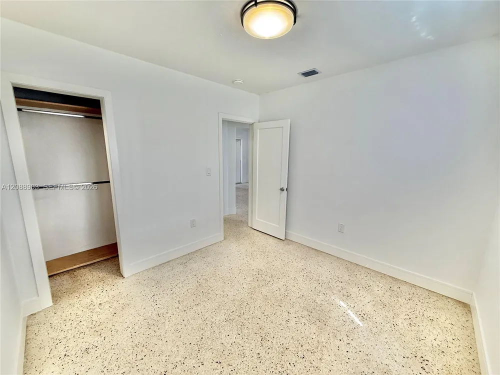 3050 NW 20th St #2 Miami, FL 33142