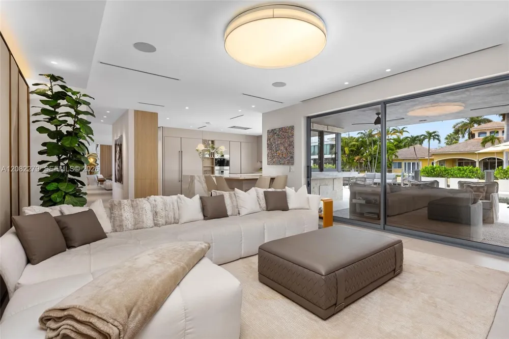 Address Not Shown North Miami Beach, FL 33160
