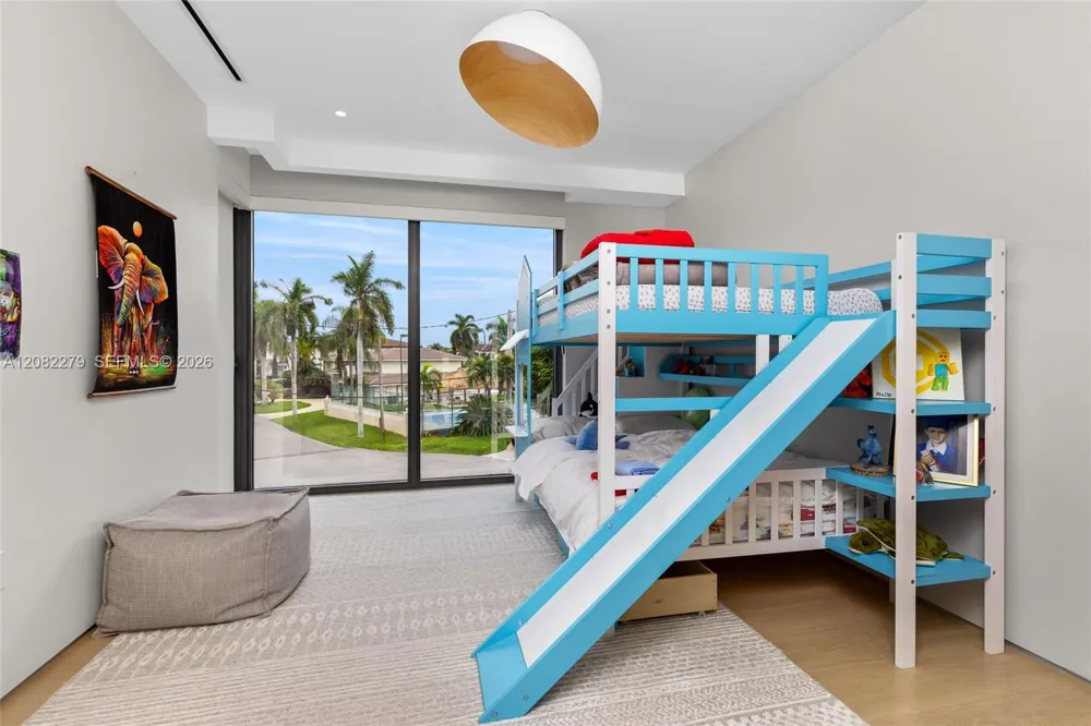 Address Not Shown North Miami Beach, FL 33160