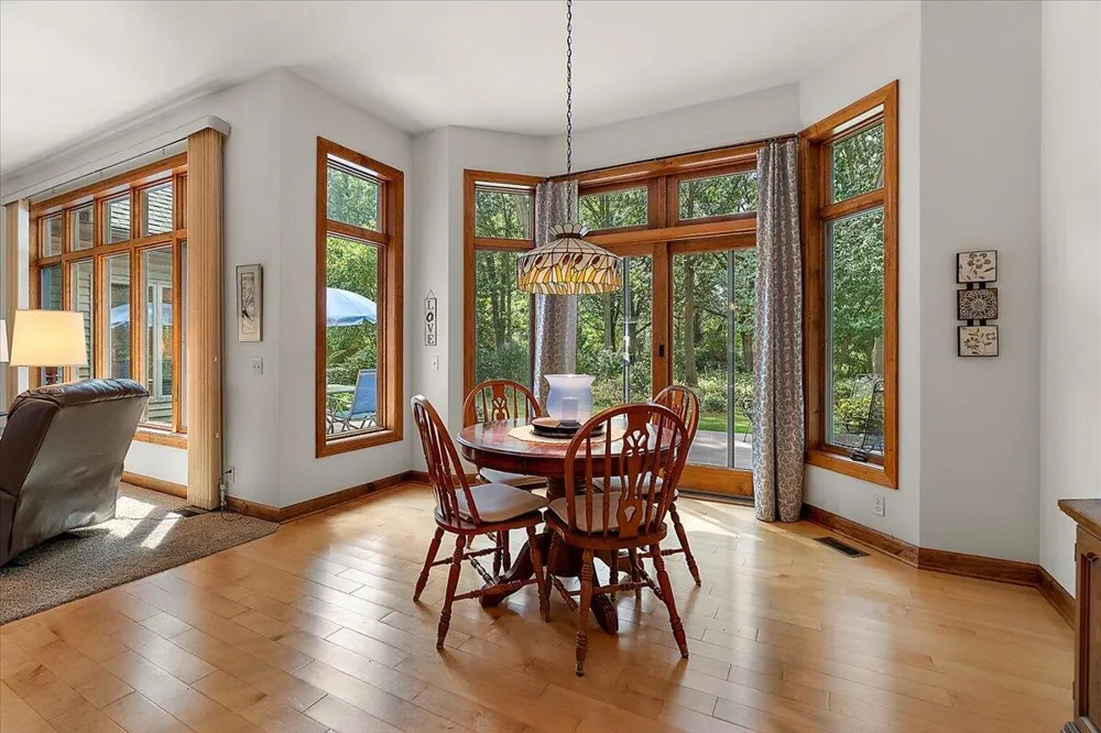 3958 Fox Woods Road St. Joseph, MI 49085