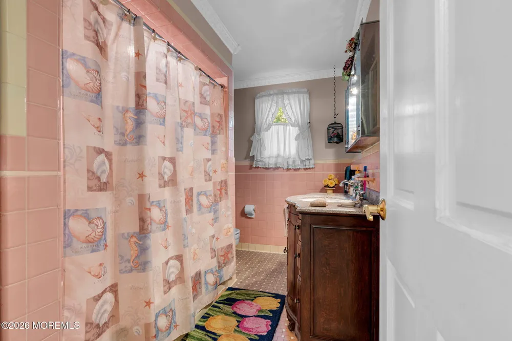 324 Lakewood Road Neptune Township, NJ 07753
