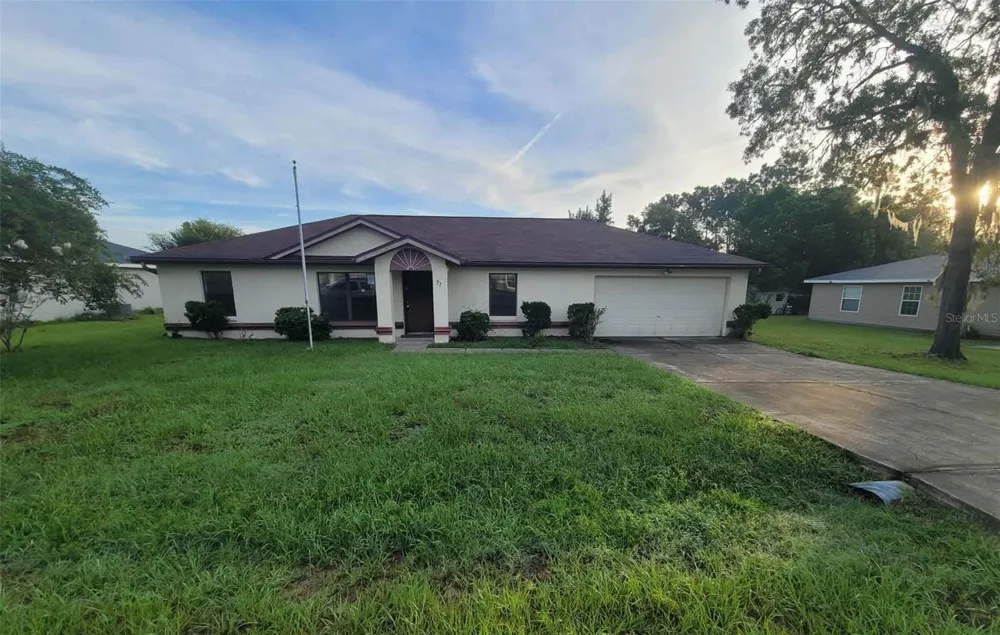 27 FIR TRAIL PASS ocala, FL 34472