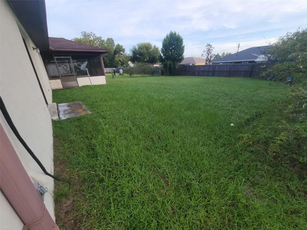 27 FIR TRAIL PASS ocala, FL 34472