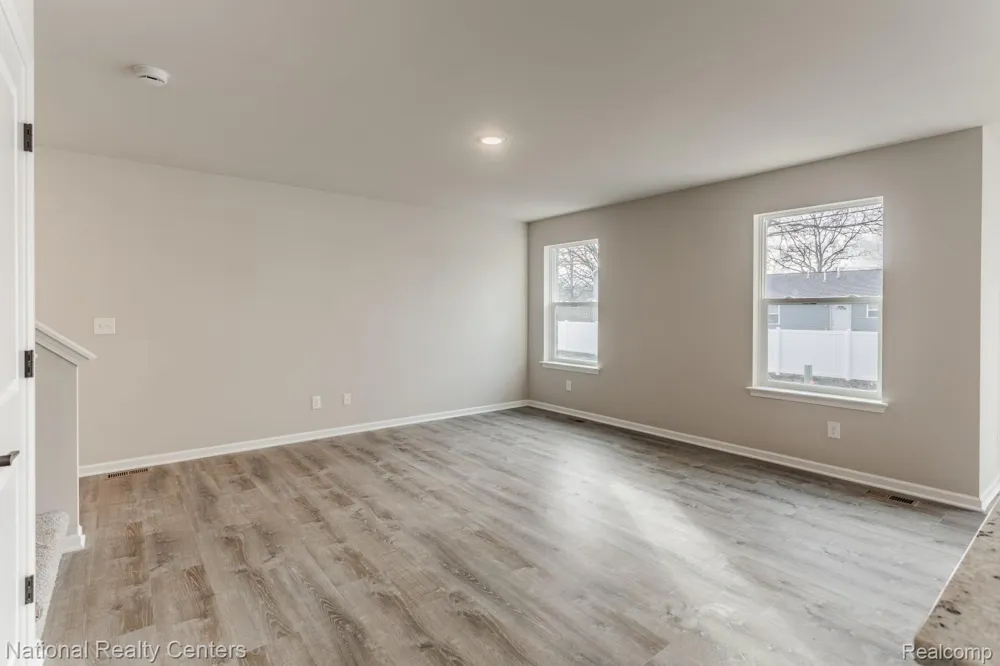 25025 Fairgrove Street Woodhaven City, MI 48183
