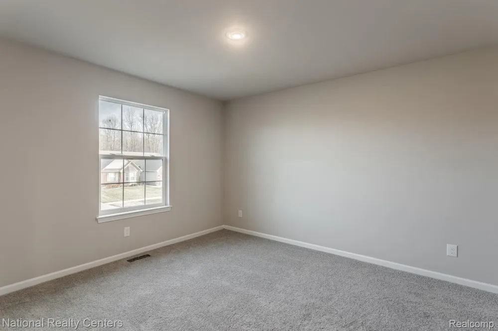 25025 Fairgrove Street Woodhaven City, MI 48183
