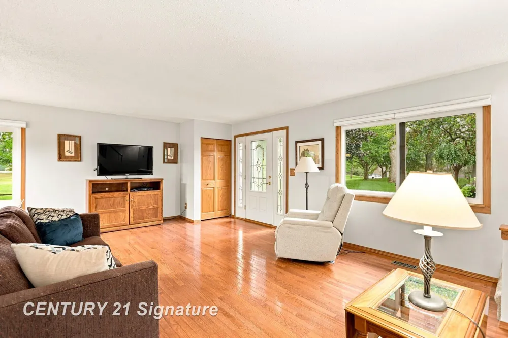 2357 Bay Woods Court Frankenlust Township, MI 48706