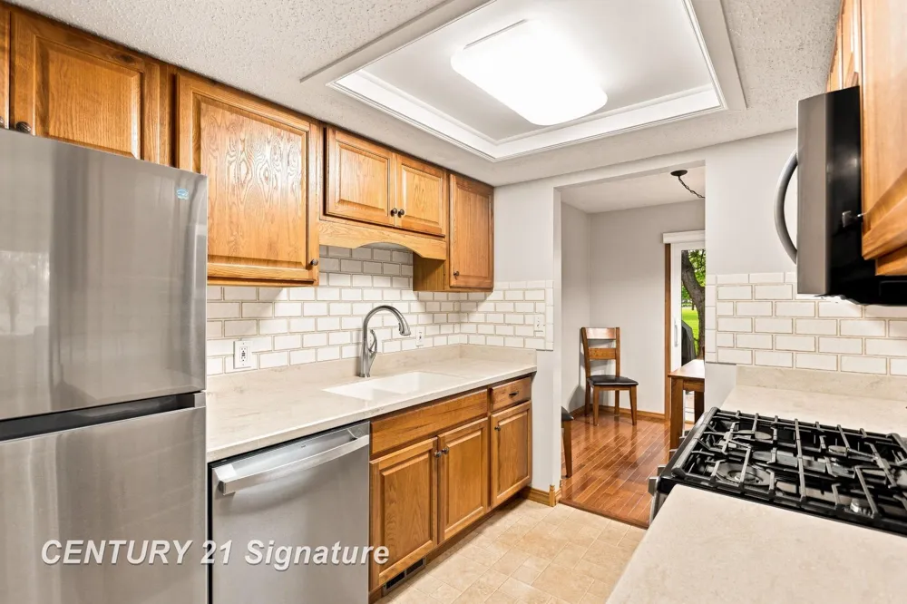 2357 Bay Woods Court Frankenlust Township, MI 48706