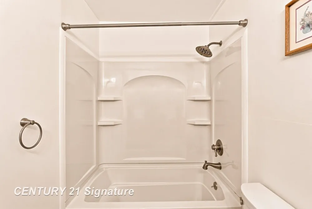 2357 Bay Woods Court Frankenlust Township, MI 48706