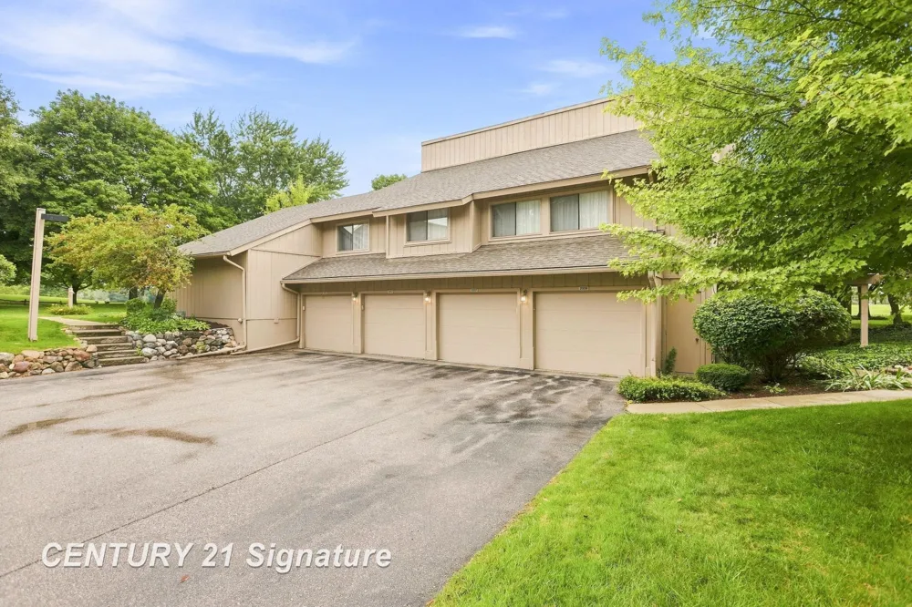 2357 Bay Woods Court Frankenlust Township, MI 48706