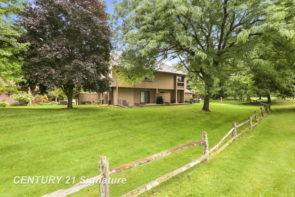 2357 Bay Woods Court Frankenlust Township, MI 48706