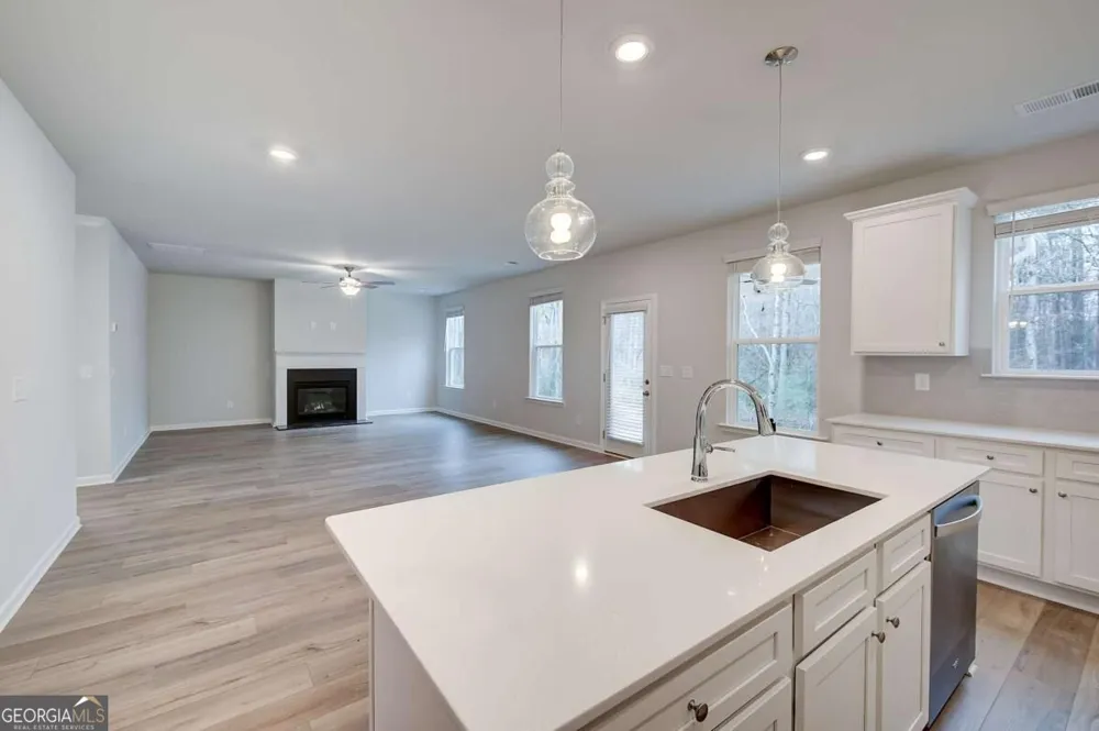 239 Arnewood CIR McDonough, GA 30253