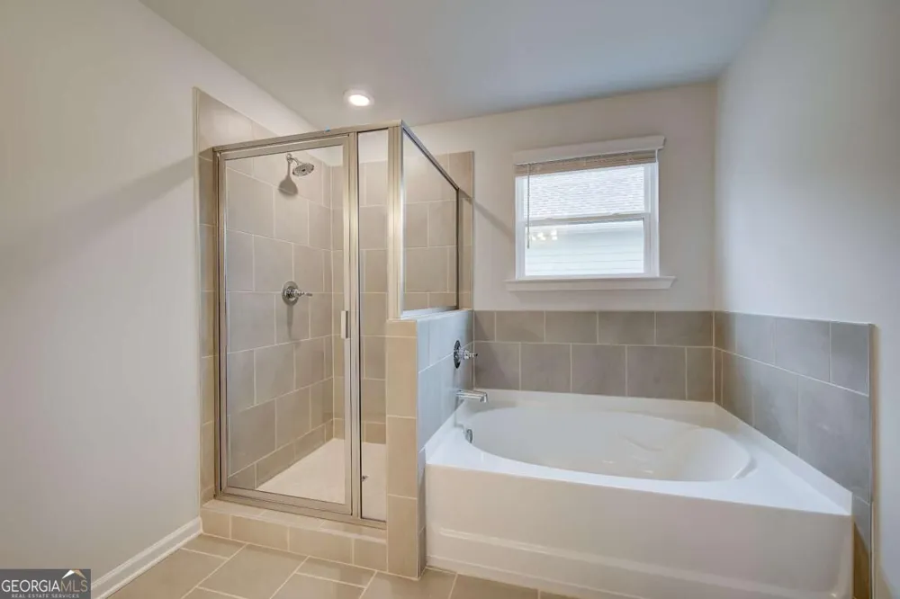 239 Arnewood CIR McDonough, GA 30253
